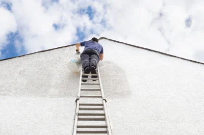 Peinture extérieure à Moncassin — façades et ravalement